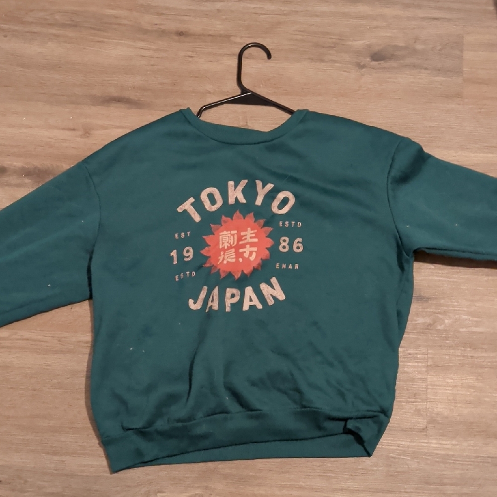 Tokyo Japan Graphic Vintage High End Crew Neck Sweater